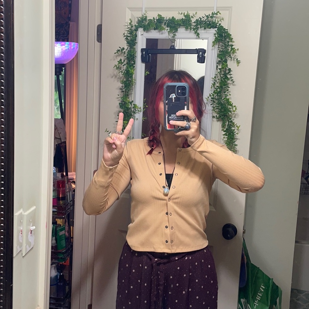 Size xs yellow American eagle top